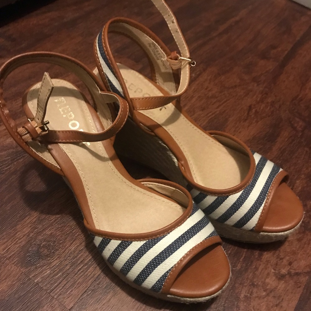 Report blue white stripe wedges / sandals